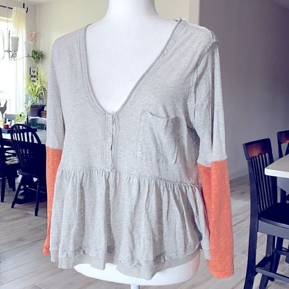 Free People Baby Doll Top Gray Orange /Peach Large V Neck Pocket Cotton - Picture 3 of 10